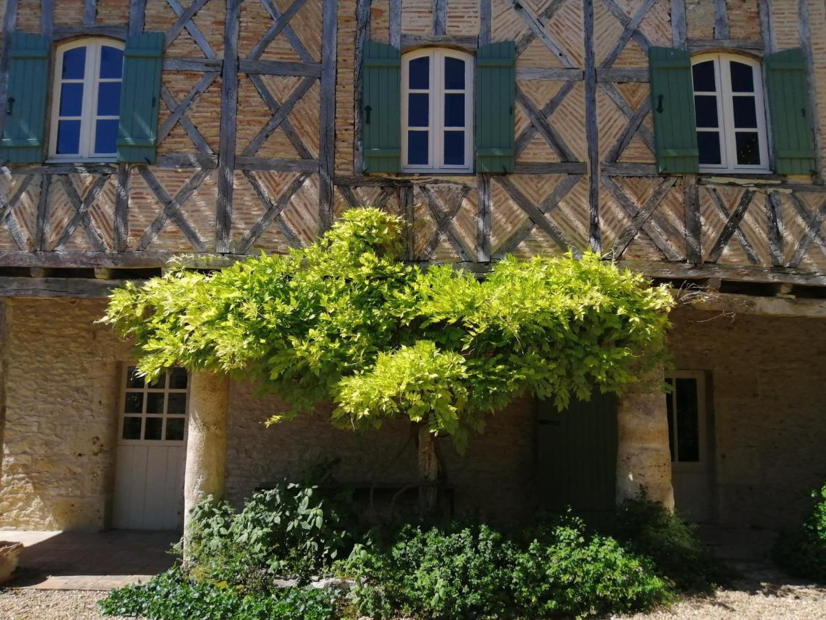 Chateau De Puissentut Bed & Breakfast Homps  Exterior photo
