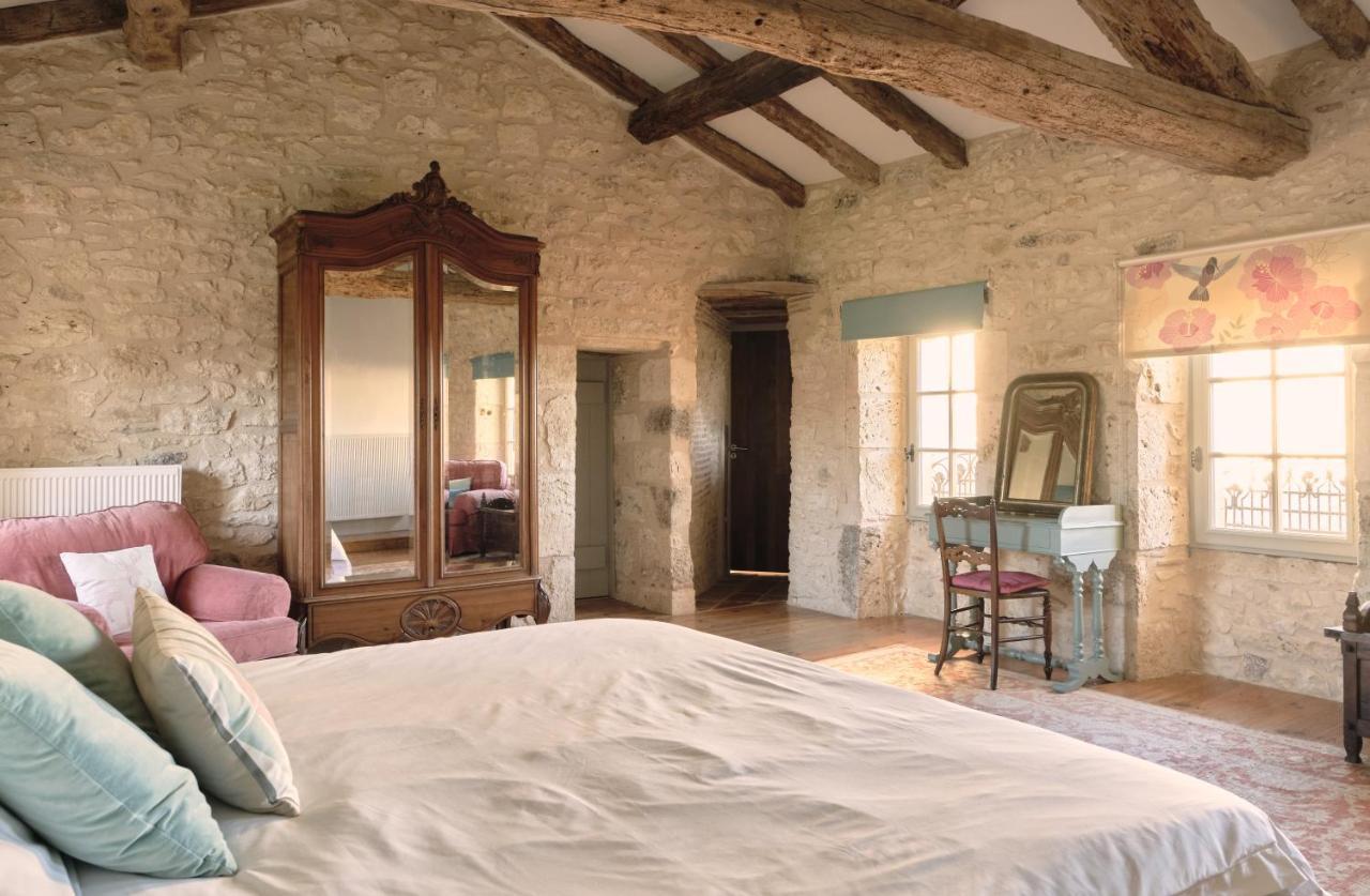 Chateau De Puissentut Bed & Breakfast Homps  Exterior photo